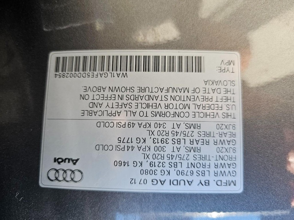 Audi Q7 Vehicle Full-screen Gallery Image 50