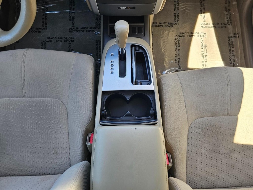 Nissan Murano LE Vehicle Full-screen Gallery Image 31