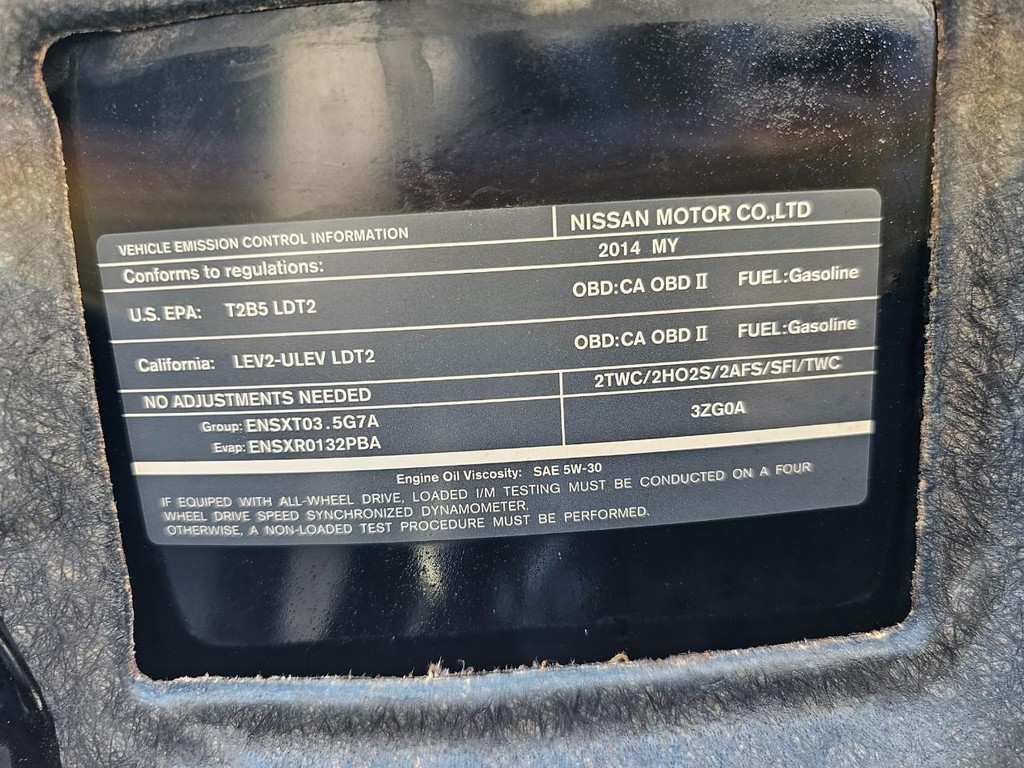 Nissan Murano LE Vehicle Full-screen Gallery Image 35