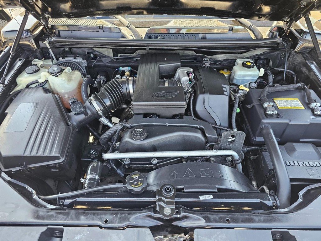 HUMMER H3 Vehicle Full-screen Gallery Image 35