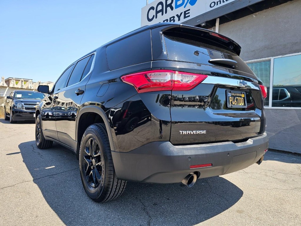 Chevrolet Traverse Vehicle Full-screen Gallery Image 4