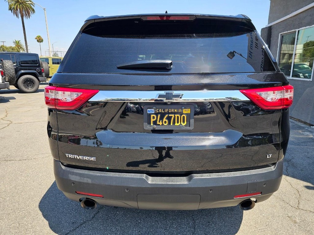 Chevrolet Traverse Vehicle Full-screen Gallery Image 5