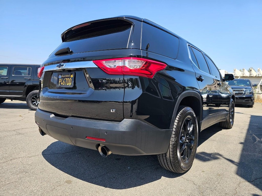 Chevrolet Traverse Vehicle Full-screen Gallery Image 6