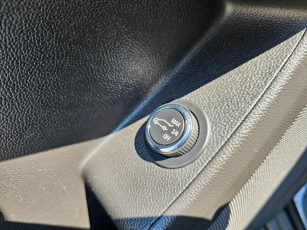 Chevrolet Traverse Vehicle Full-screen Gallery Image 20