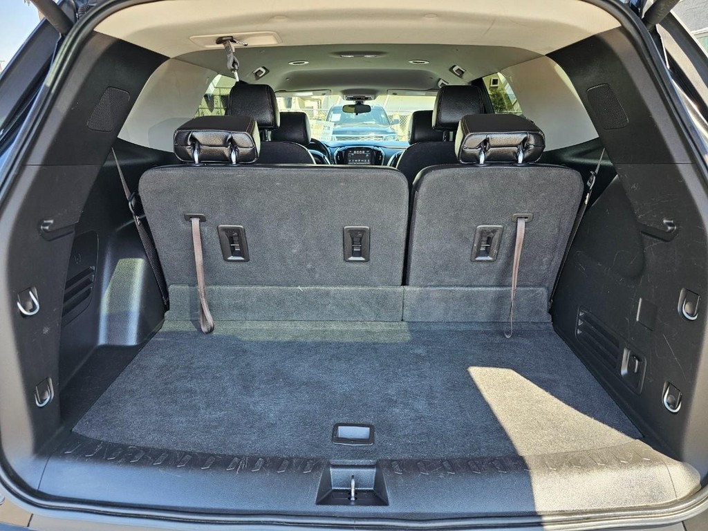 Chevrolet Traverse Vehicle Full-screen Gallery Image 38