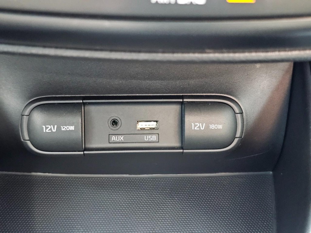 Kia Soul Vehicle Full-screen Gallery Image 33