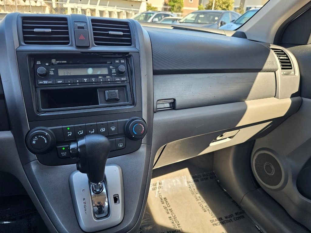 Honda CR-V Vehicle Full-screen Gallery Image 26