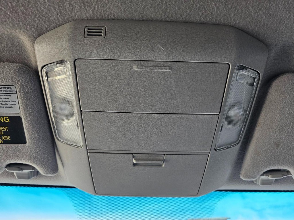 Toyota Tundra 4WD Truck Vehicle Full-screen Gallery Image 37