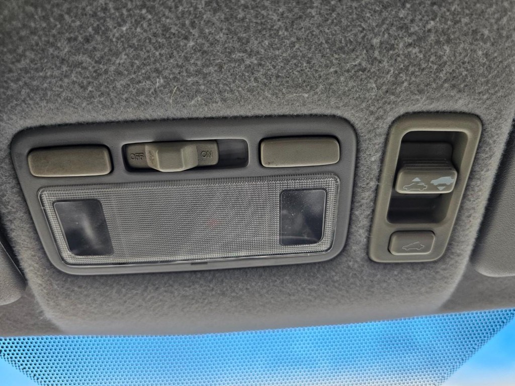 Honda Civic Si Vehicle Full-screen Gallery Image 30