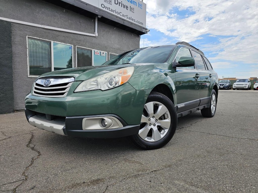 Subaru Outback Vehicle Full-screen Gallery Image 02