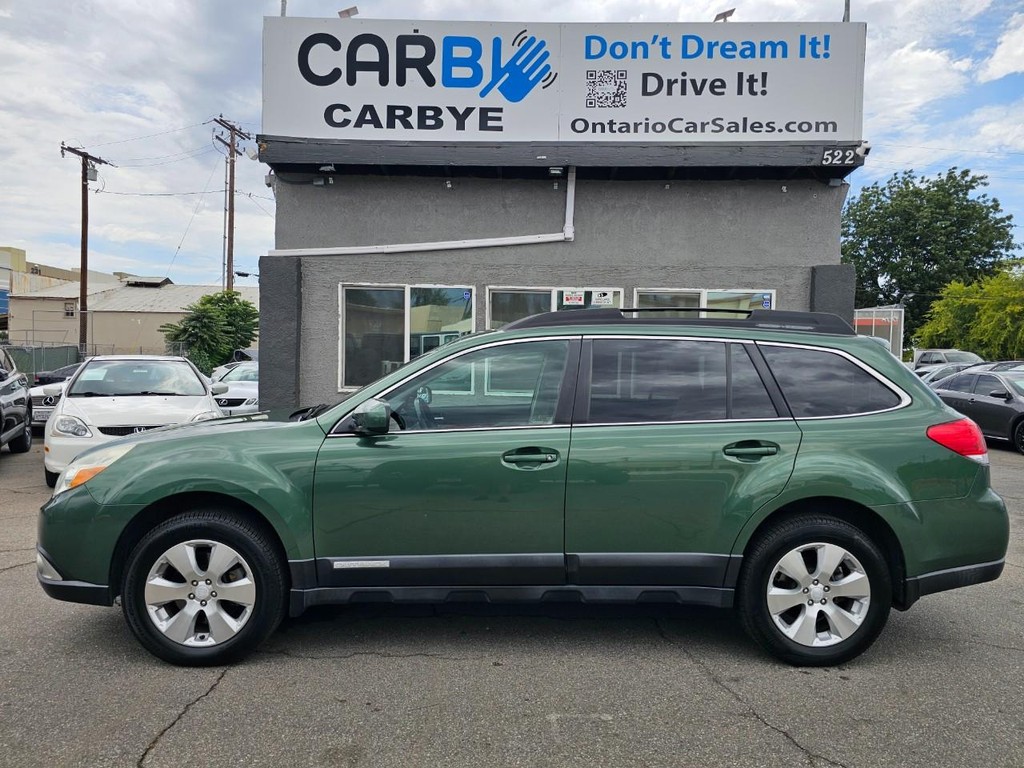 Subaru Outback Vehicle Full-screen Gallery Image 03