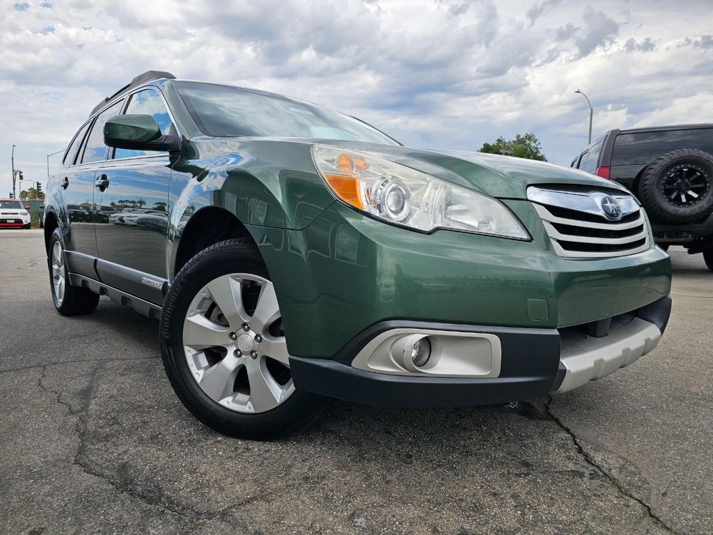 Subaru Outback Vehicle Full-screen Gallery Image 08