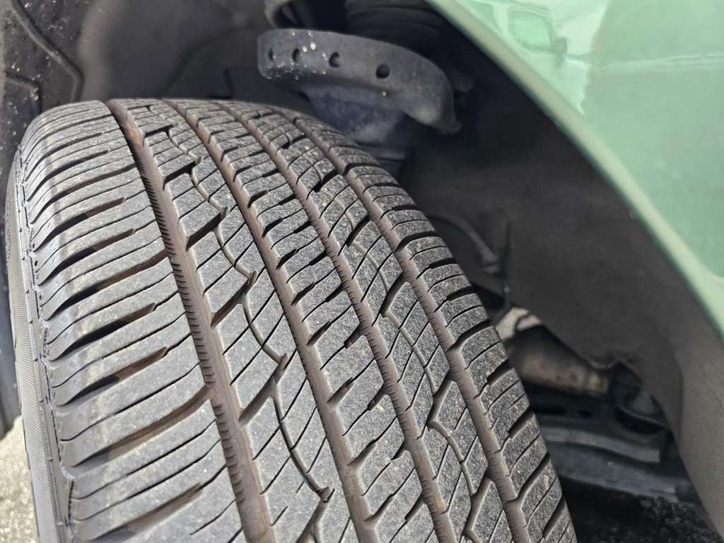 Subaru Outback Vehicle Full-screen Gallery Image 19