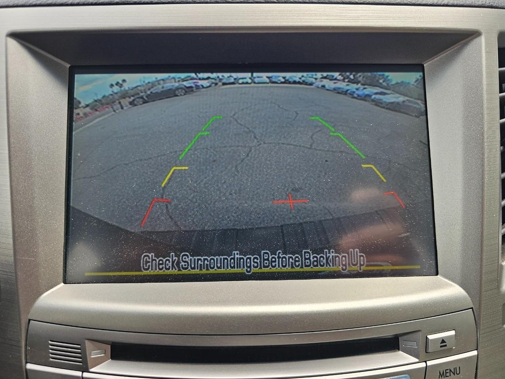 Subaru Outback Vehicle Full-screen Gallery Image 26