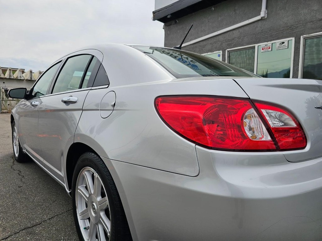 Chrysler Sebring Vehicle Full-screen Gallery Image 12
