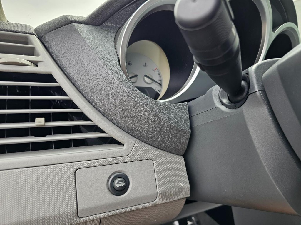 Chrysler Sebring Vehicle Full-screen Gallery Image 19