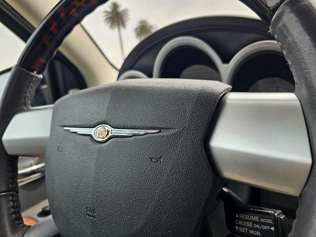 Chrysler Sebring Vehicle Full-screen Gallery Image 21