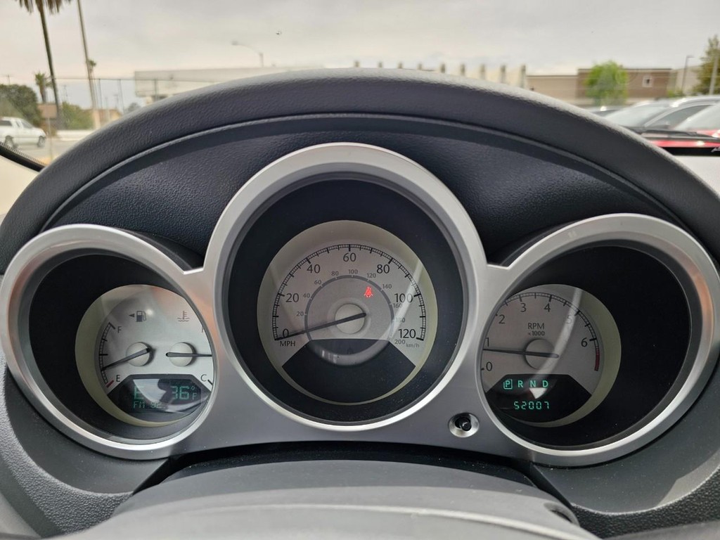 Chrysler Sebring Vehicle Full-screen Gallery Image 22