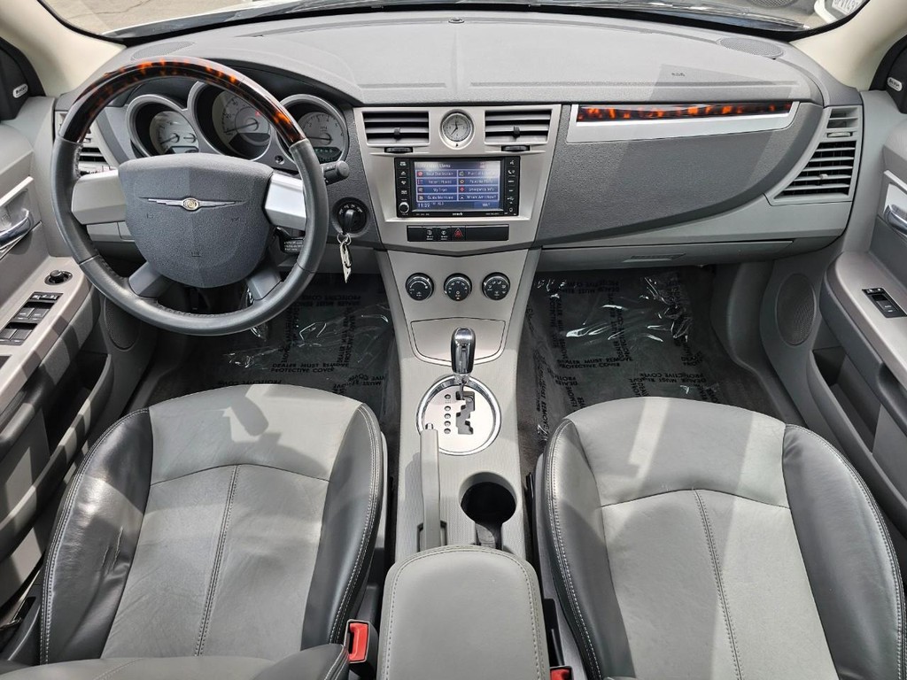 Chrysler Sebring Vehicle Full-screen Gallery Image 25