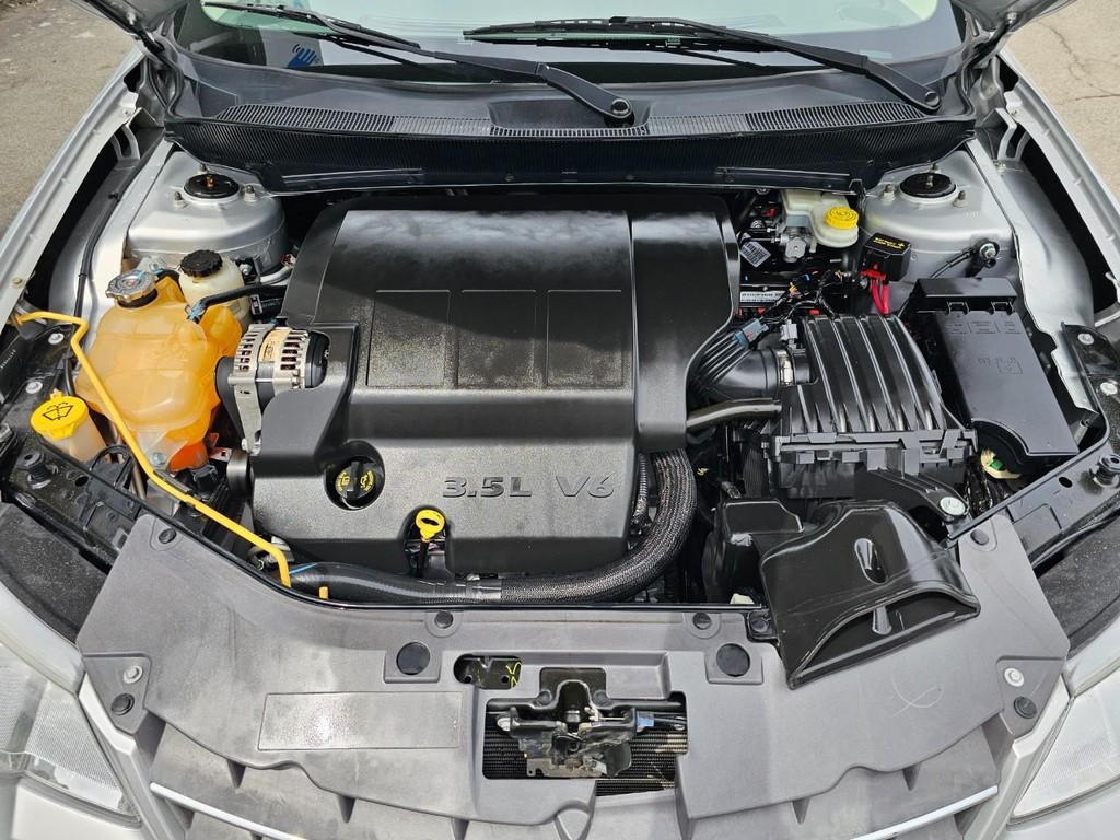 Chrysler Sebring Vehicle Full-screen Gallery Image 34