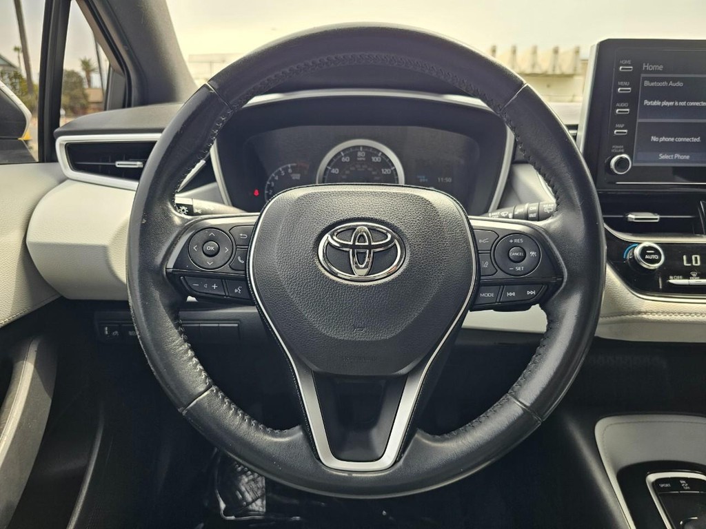 Toyota Corolla Hatchback Vehicle Full-screen Gallery Image 29