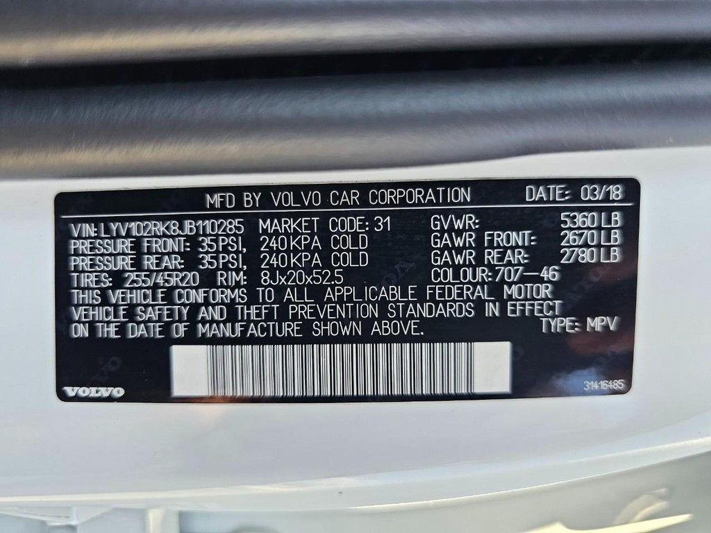 Volvo XC60 Vehicle Full-screen Gallery Image 42