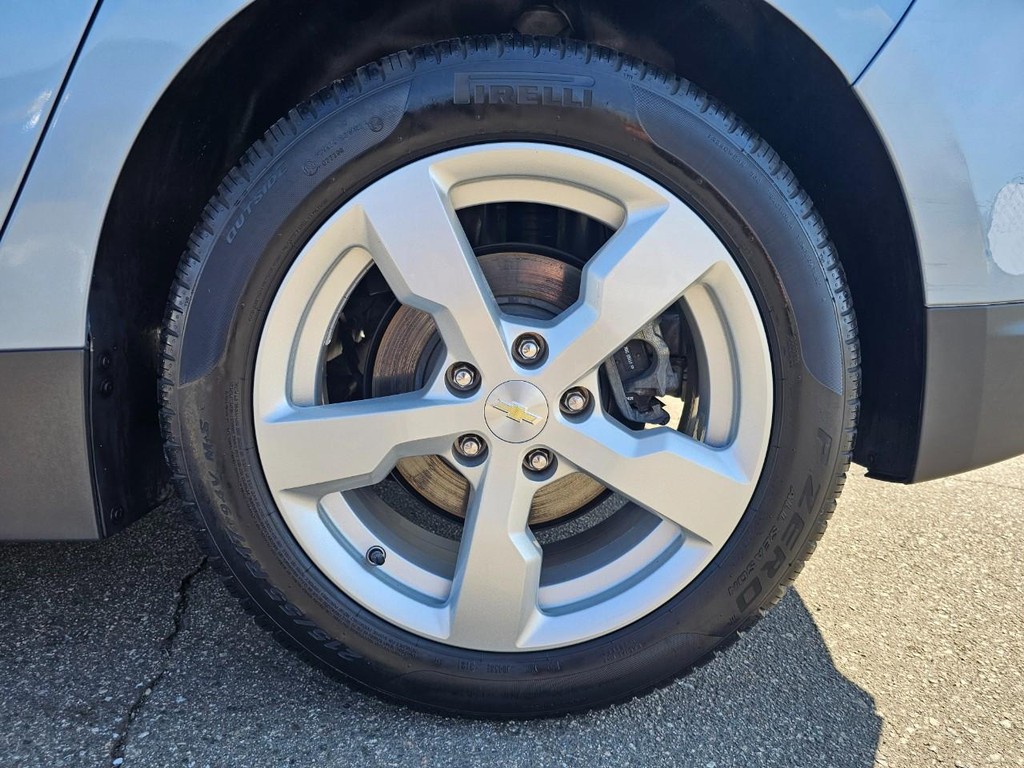 Chevrolet Volt Vehicle Full-screen Gallery Image 15