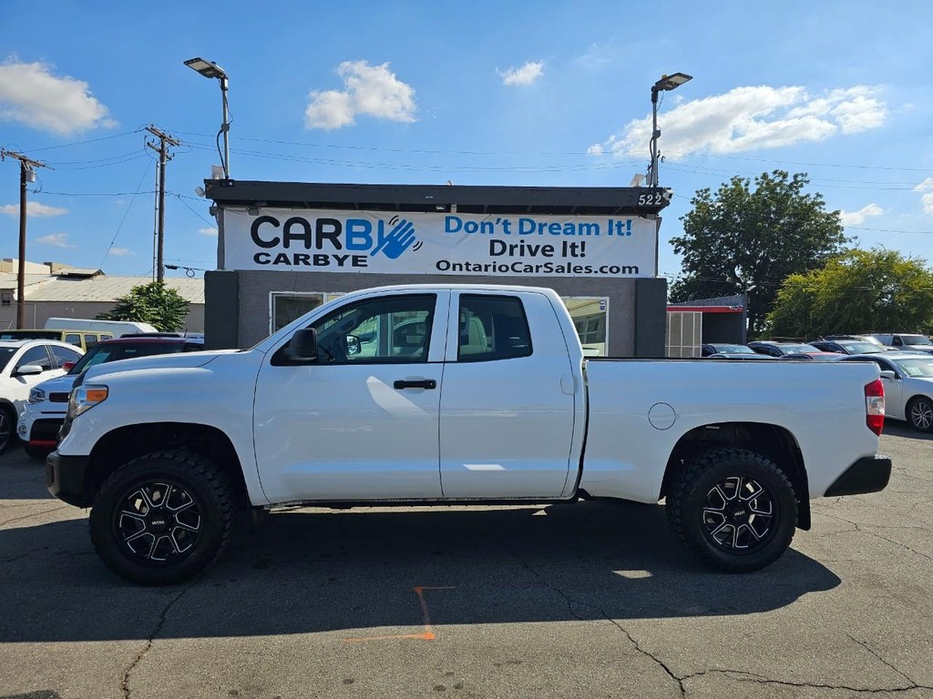 Toyota Tundra 2WD Truck Vehicle Full-screen Gallery Image 3