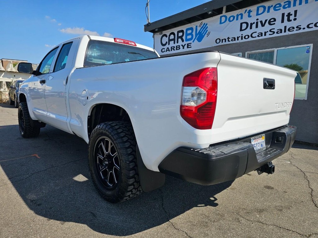 Toyota Tundra 2WD Truck Vehicle Full-screen Gallery Image 4