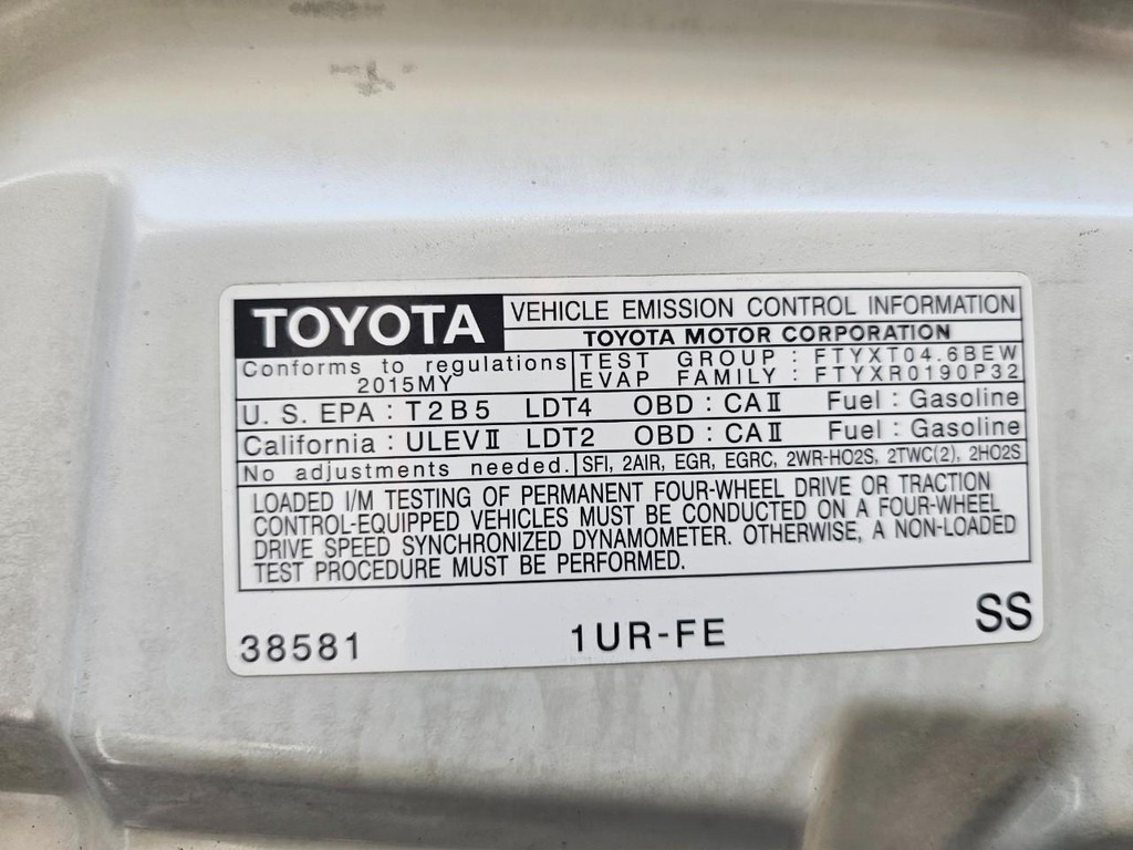 Toyota Tundra 2WD Truck Vehicle Full-screen Gallery Image 39