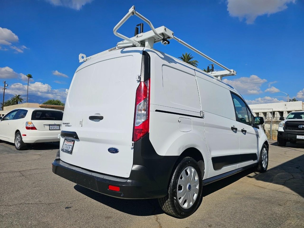 Ford Transit Connect Van Vehicle Full-screen Gallery Image 6