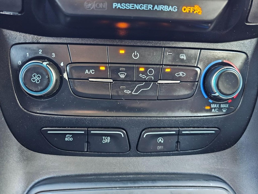 Ford Transit Connect Van Vehicle Full-screen Gallery Image 24