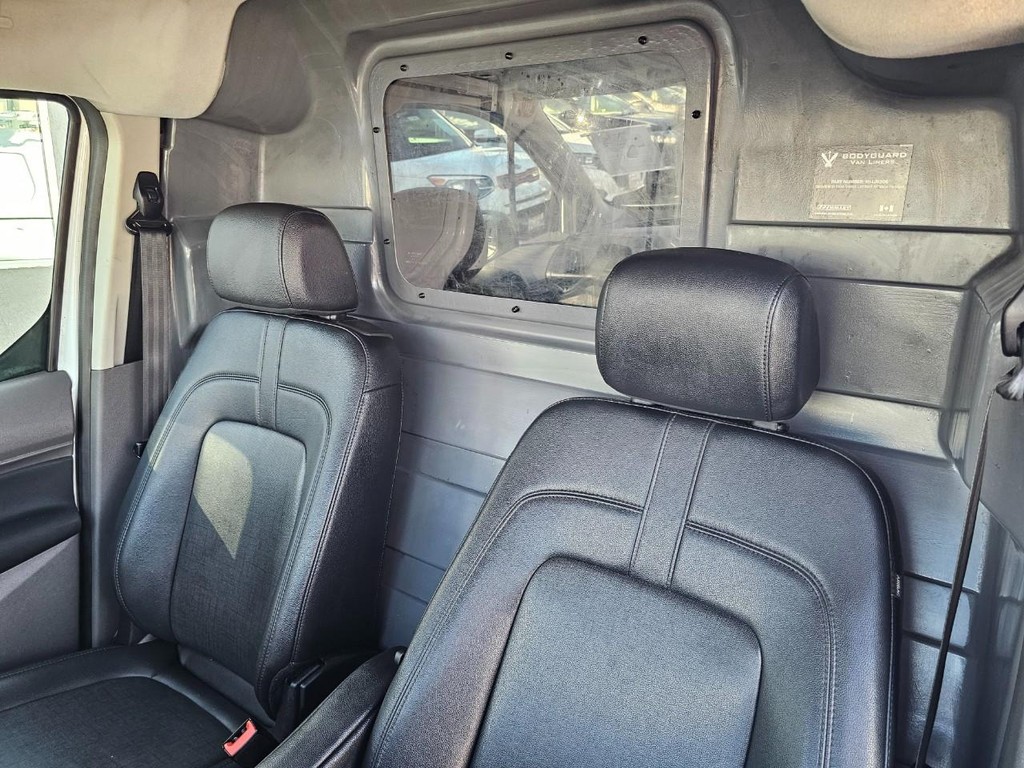 Ford Transit Connect Van Vehicle Full-screen Gallery Image 29