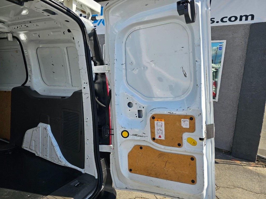 Ford Transit Connect Van Vehicle Full-screen Gallery Image 35
