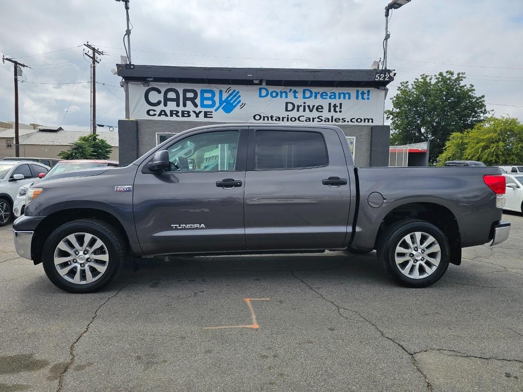 Toyota Tundra 2WD Truck Vehicle Full-screen Gallery Image 3