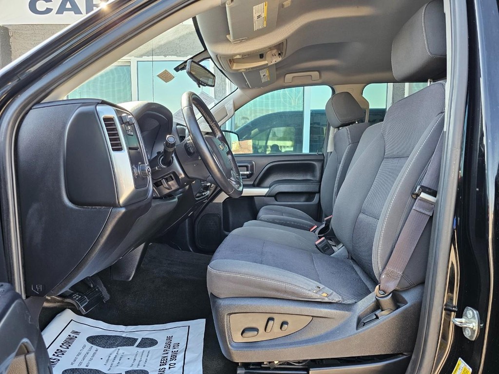 Chevrolet Silverado 1500 Vehicle Full-screen Gallery Image 12