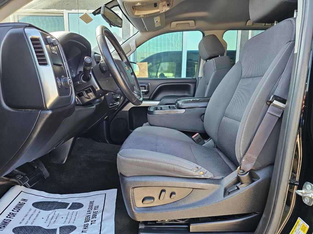 Chevrolet Silverado 1500 Vehicle Full-screen Gallery Image 13