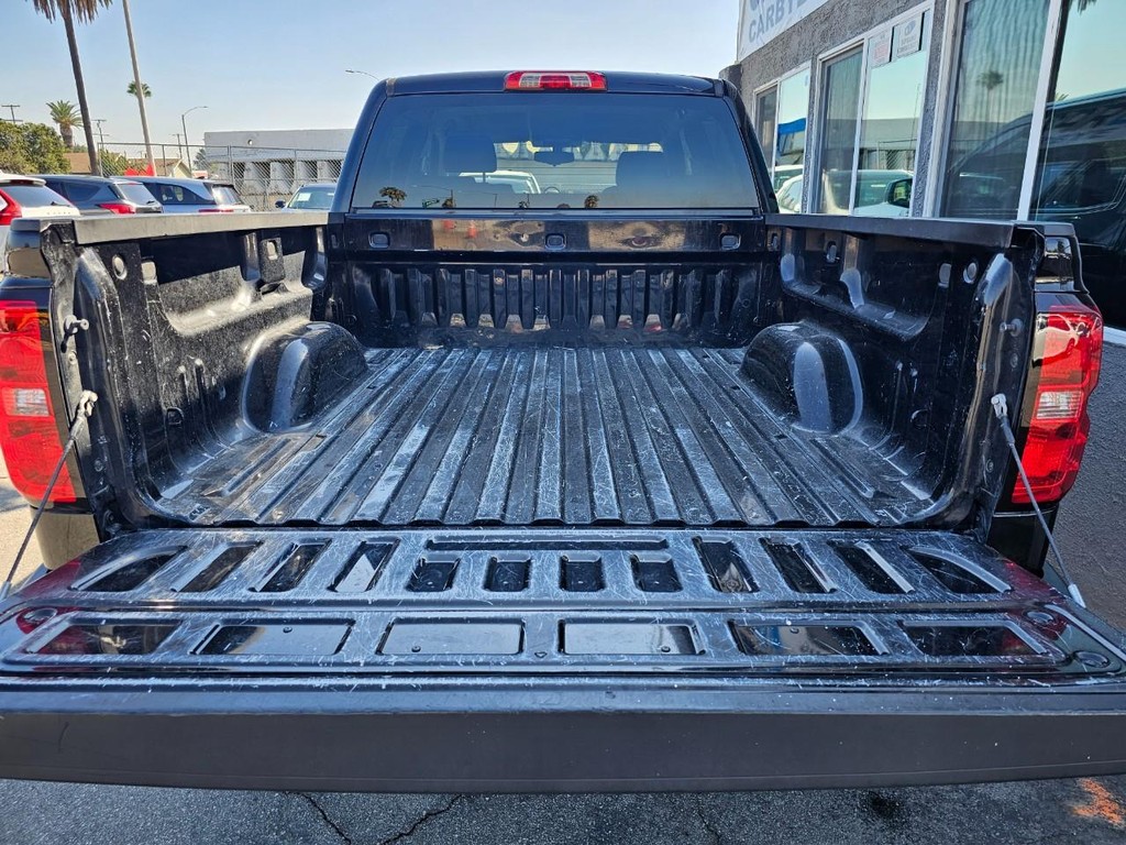 Chevrolet Silverado 1500 Vehicle Full-screen Gallery Image 29