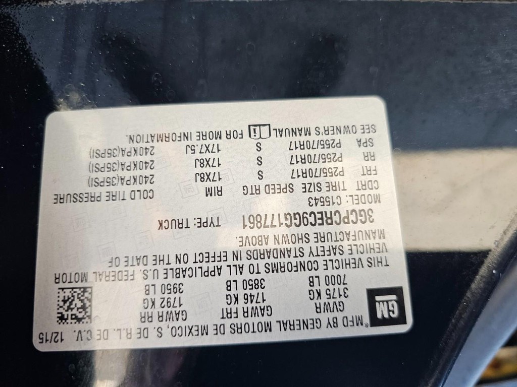 Chevrolet Silverado 1500 Vehicle Full-screen Gallery Image 32