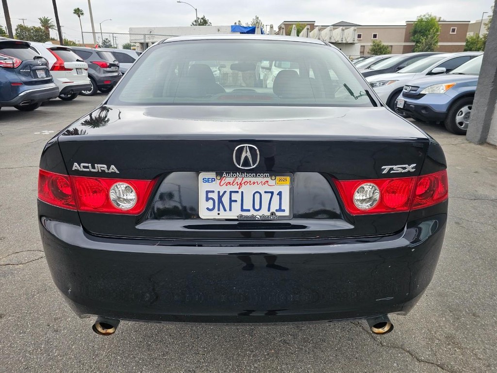 Acura TSX Vehicle Full-screen Gallery Image 5