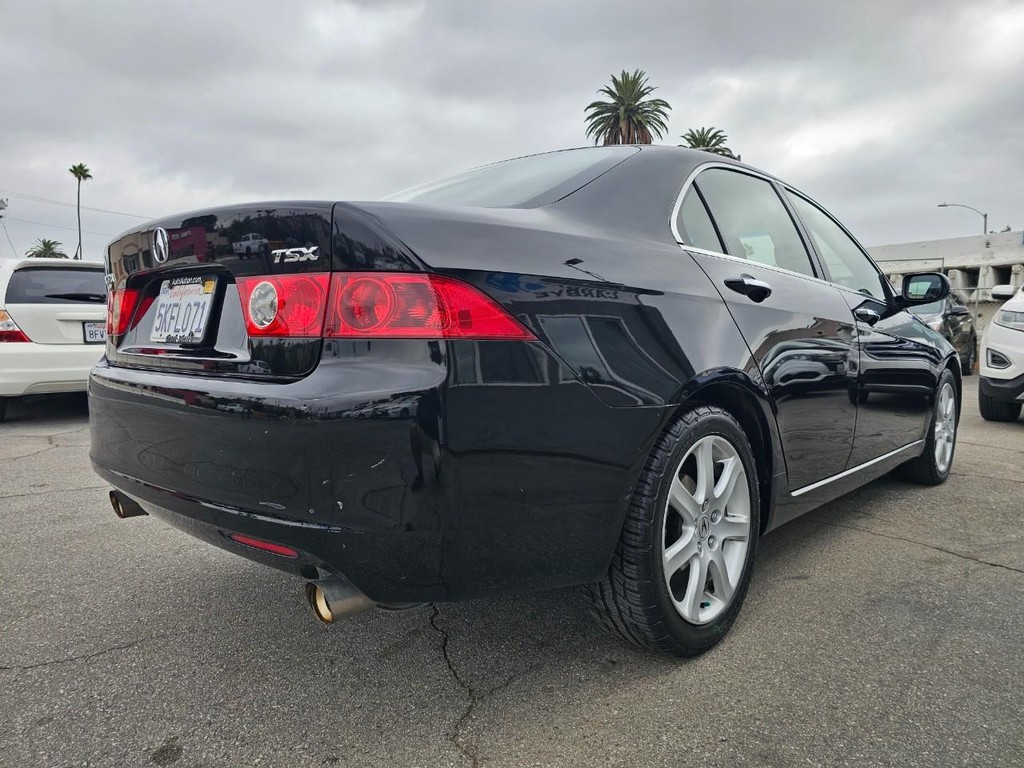 Acura TSX Vehicle Full-screen Gallery Image 6