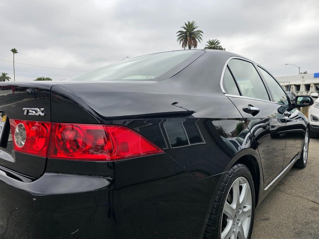 Acura TSX Vehicle Full-screen Gallery Image 13