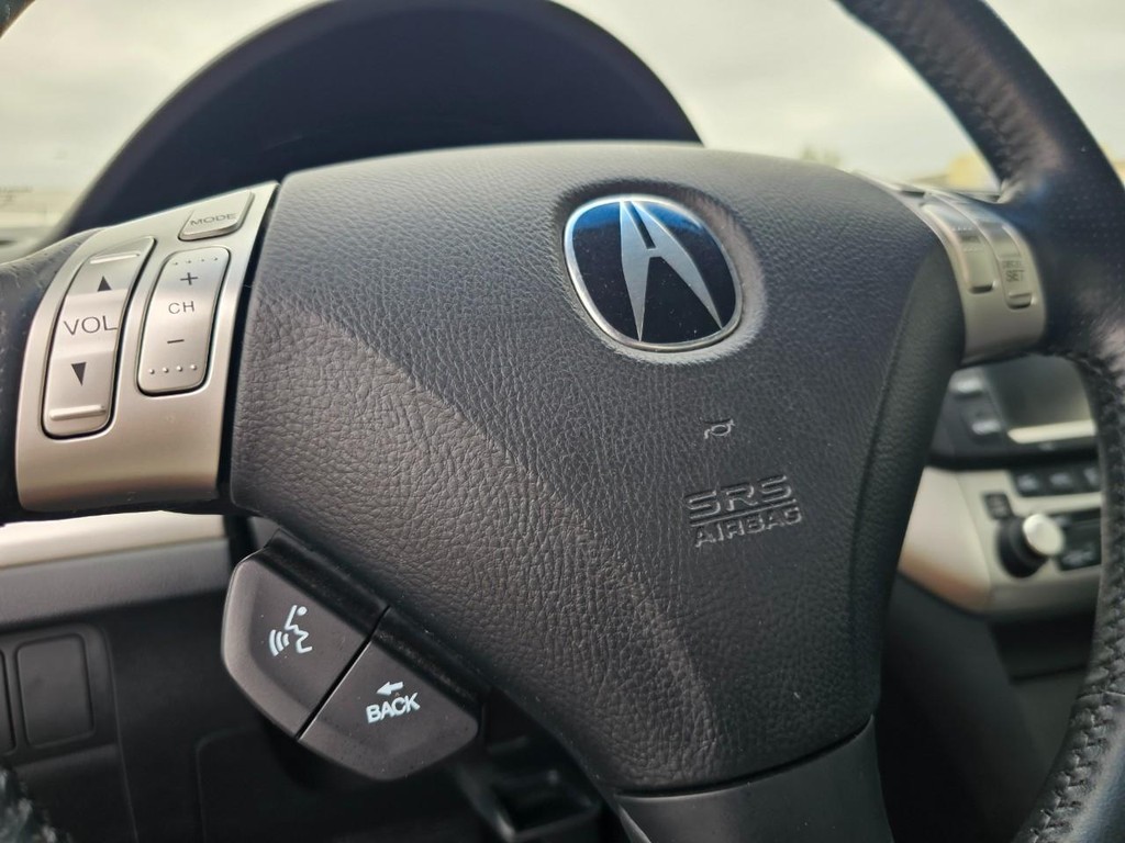 Acura TSX Vehicle Full-screen Gallery Image 20