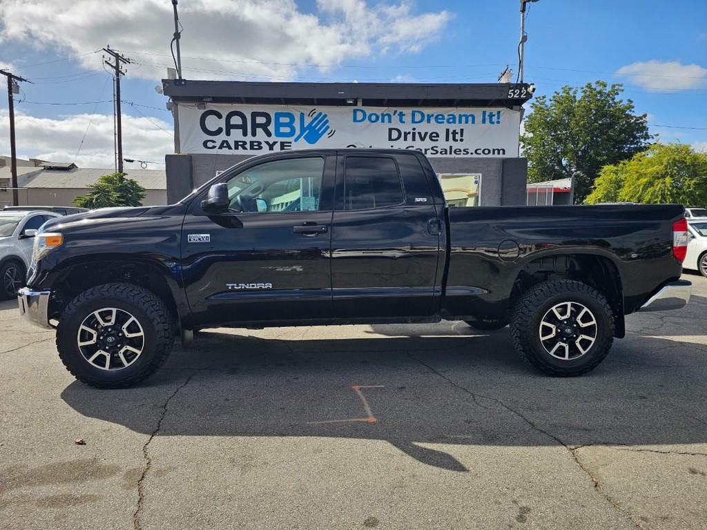 Toyota Tundra 2WD Truck Vehicle Full-screen Gallery Image 3