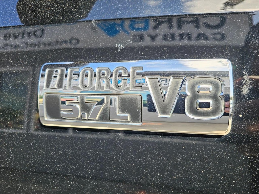 Toyota Tundra 2WD Truck Vehicle Full-screen Gallery Image 18