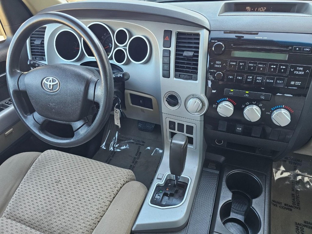 Toyota Tundra 4WD Truck Vehicle Full-screen Gallery Image 31