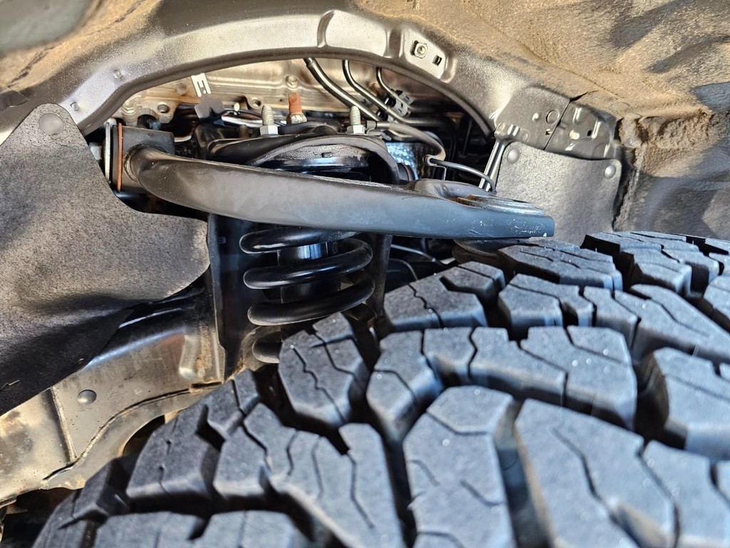 Toyota Tundra 4WD Truck Vehicle Full-screen Gallery Image 39