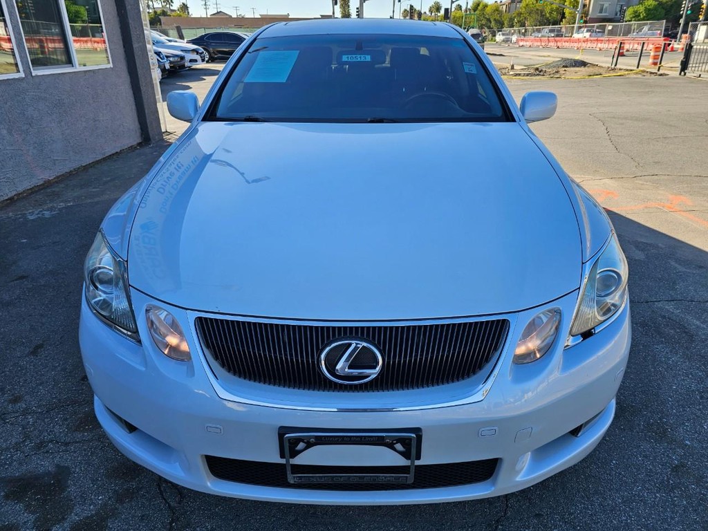 Lexus GS 300 Vehicle Full-screen Gallery Image 9