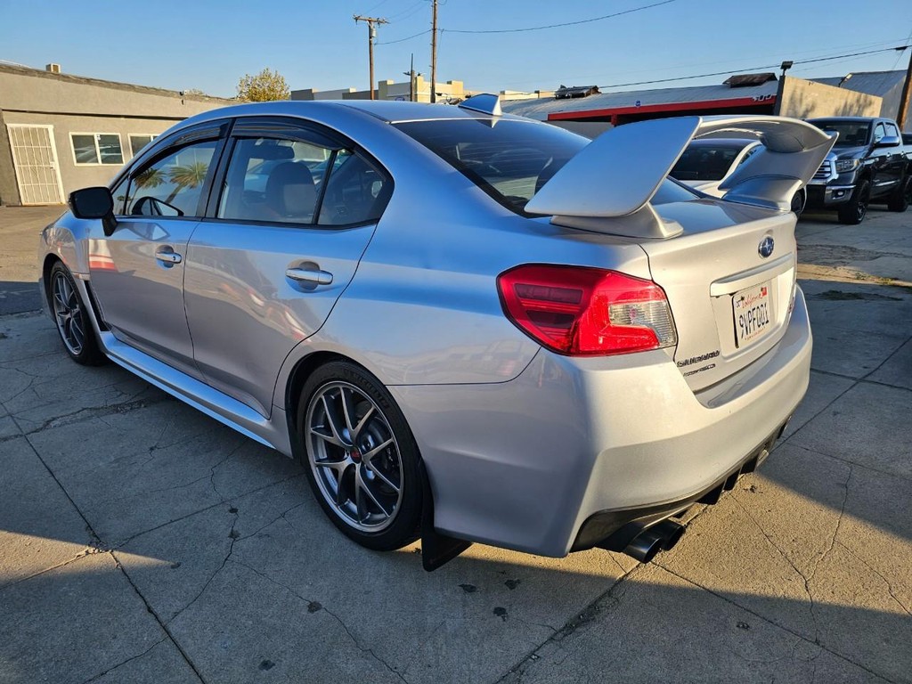 Subaru WRX STI Vehicle Full-screen Gallery Image 4