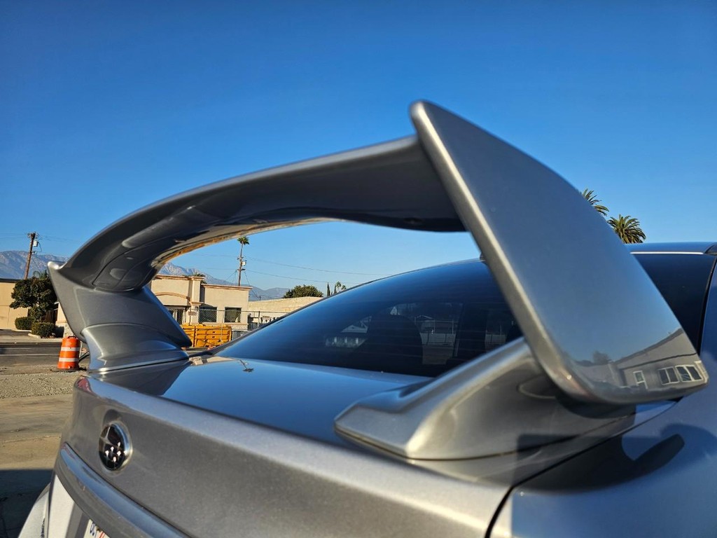 Subaru WRX STI Vehicle Full-screen Gallery Image 14